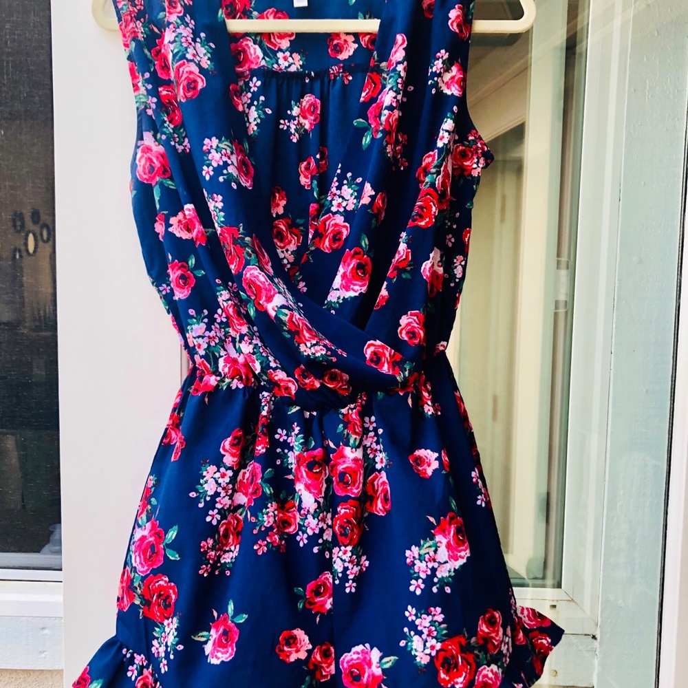 Romper - Picture 2 of 4